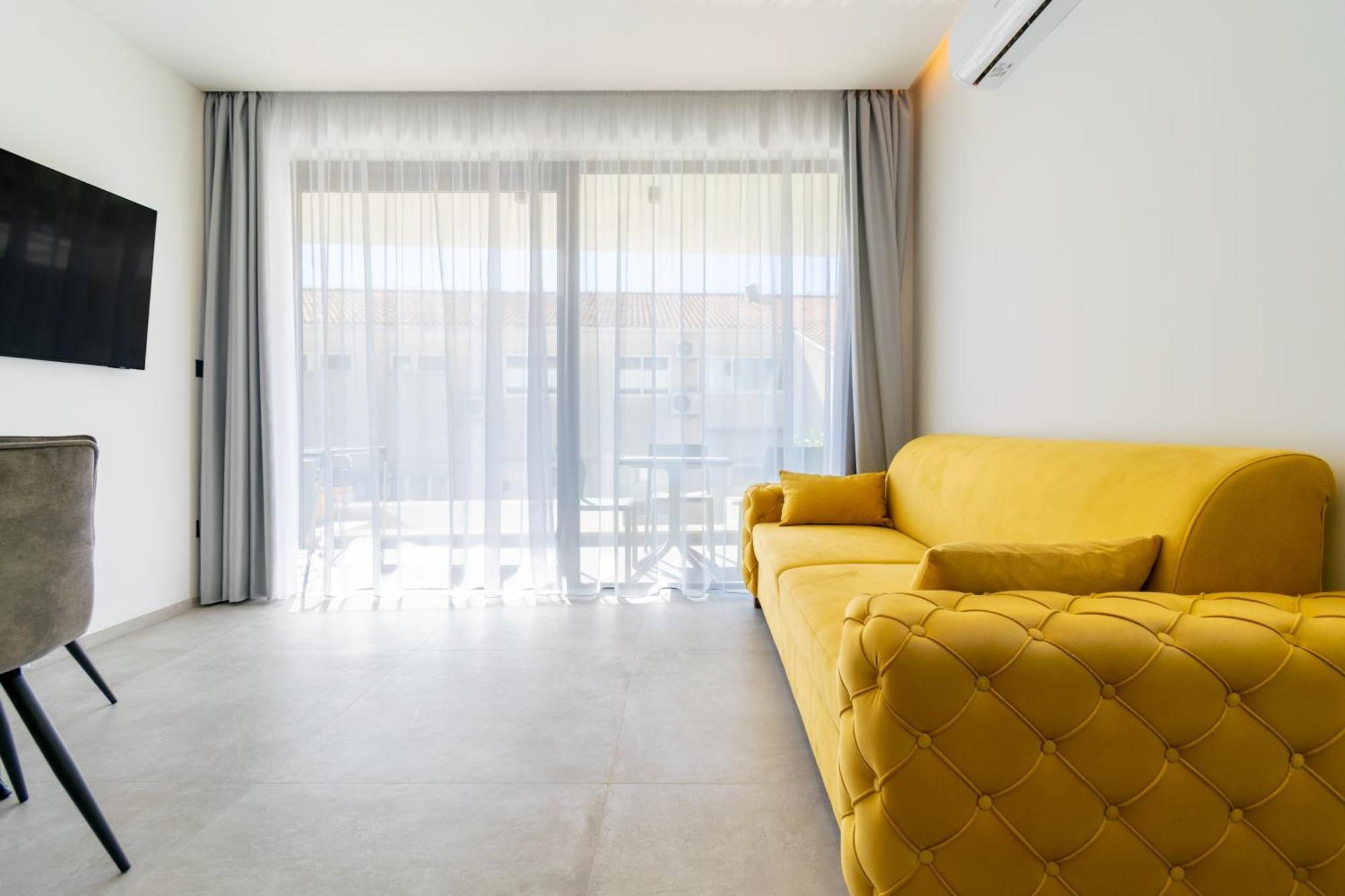 Apartmani Pino 1 Baška Voda Exterior foto